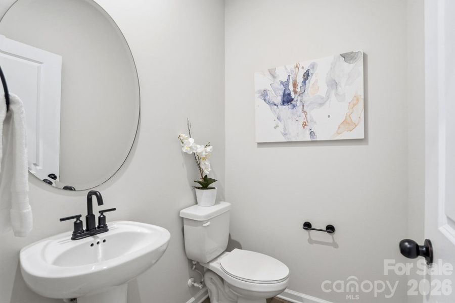 For representation purposes of floorplan only, actual homesite is under construction and design and structural options may vary