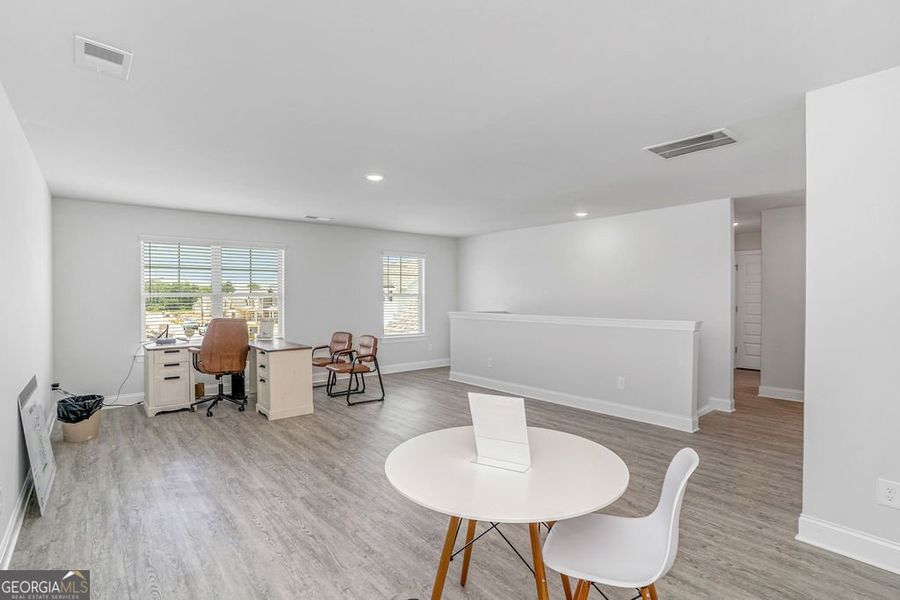 Furnished interior view inside a new home in Harley Farms South, Bonaire (Image 14).