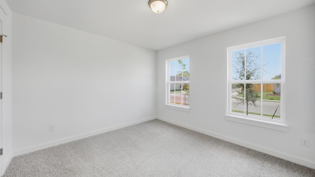 Furnished interior view inside a new home in Creeks Crossing, Elgin (Image 12).