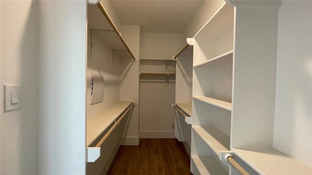 Walk-in closet