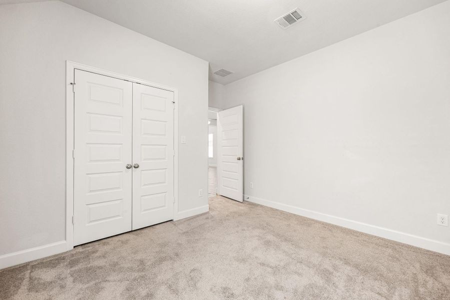 Spacious, unfurnished interior of a new home in The Grand Prairie, Hockley (Image 30).