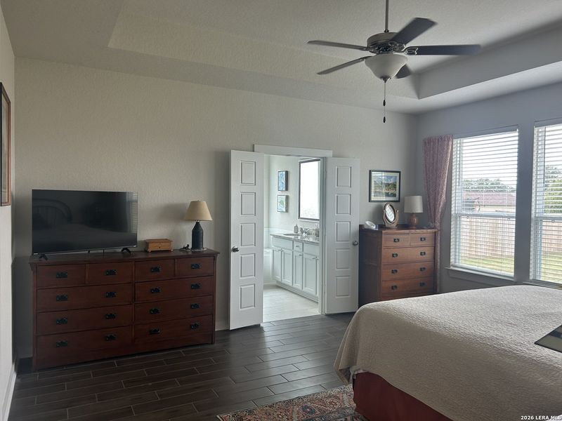 Furnished interior view inside a new home in Bonita Vista, Pleasanton (Image 10).