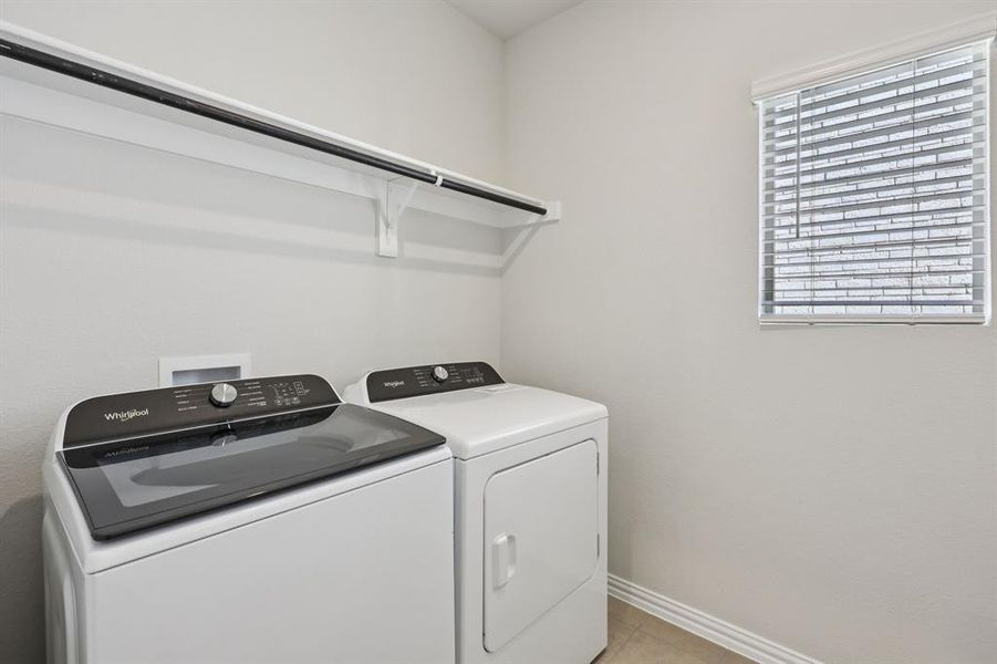 Close-up of interior finishes inside a home in Southridge - Signature Series, McKinney (Image 17). Close-up of interior finishes inside a home in Southridge - Signature Series, McKinney (Image 17).