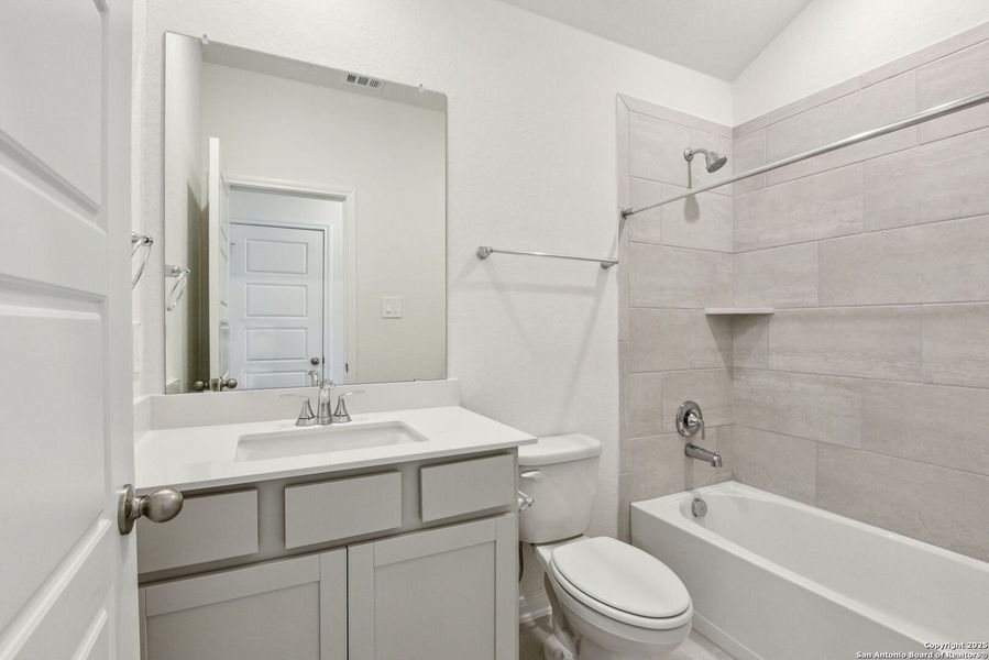 Furnished interior view inside a new home in Royal Crest, San Antonio (Image 13). Furnished interior view inside a new home in Royal Crest, San Antonio (Image 13).