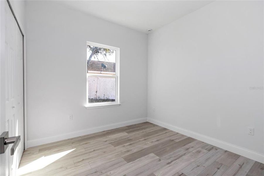 Spacious, unfurnished interior of a new home in , Ocala (Image 19).