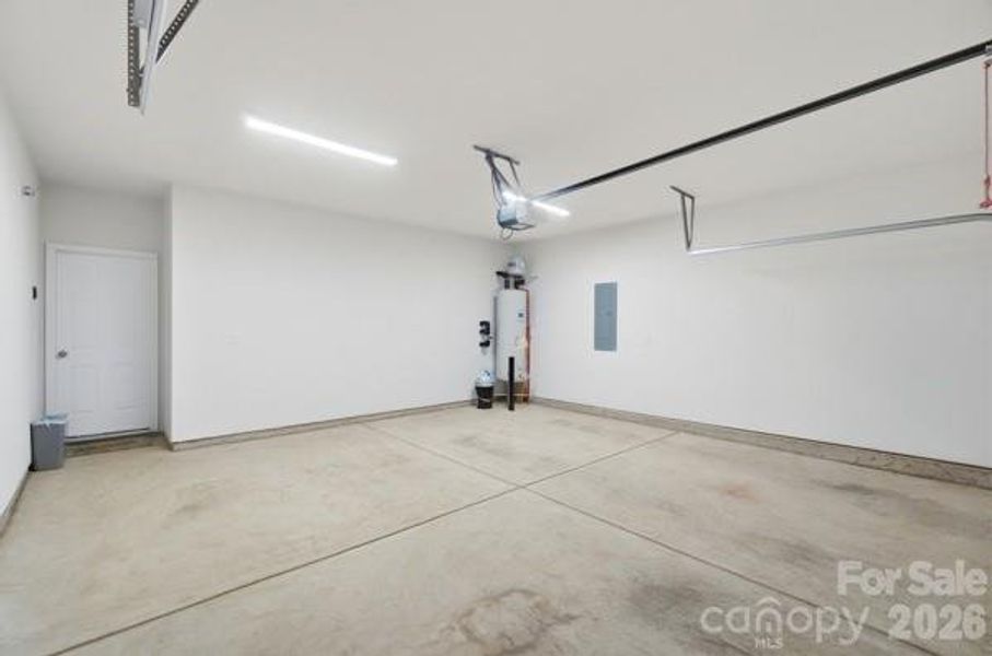Spacious, unfurnished interior of a new home in Secrest Commons, Monroe (Image 43).