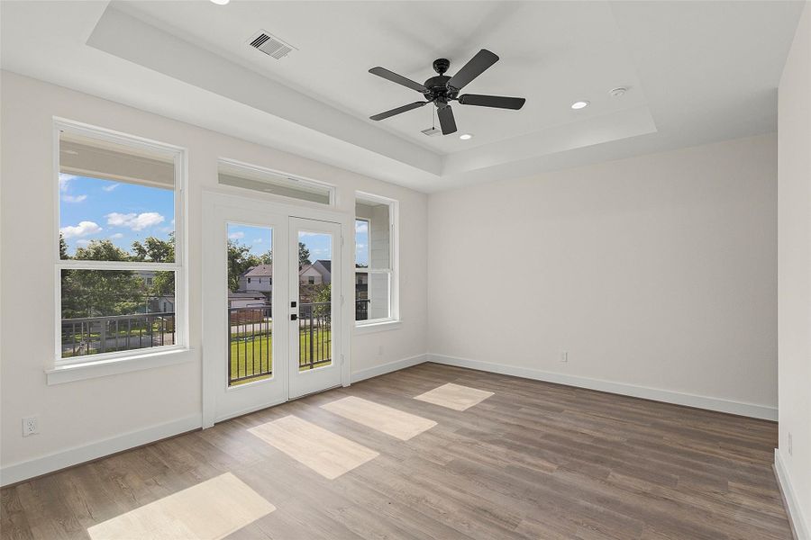 Spacious, unfurnished interior of a new home in , Houston (Image 37). Spacious, unfurnished interior of a new home in , Houston (Image 37).