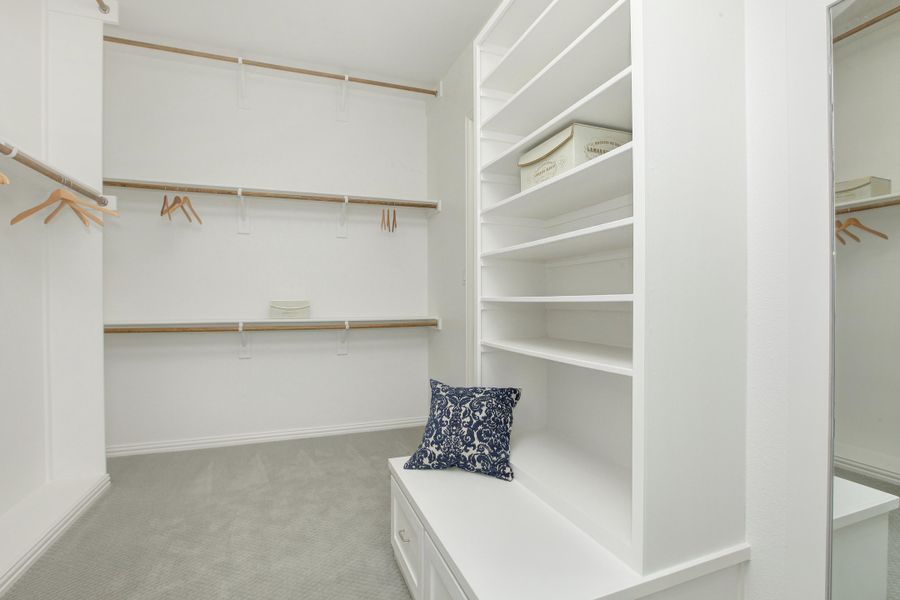 The Ravenna Walk-In-Closet