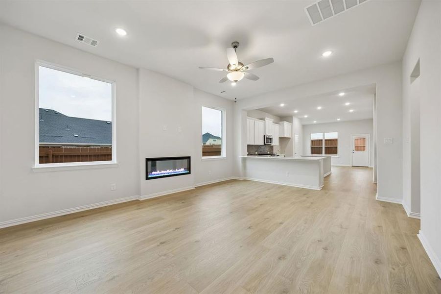 3941 Lakefield