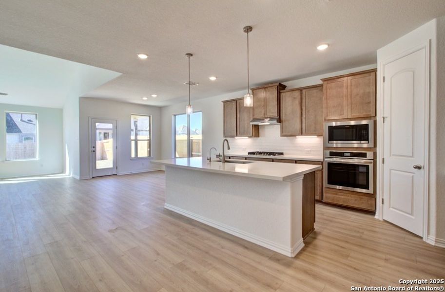 Furnished interior view inside a new home in Meyer Ranch – Premier, New Braunfels (Image 7).