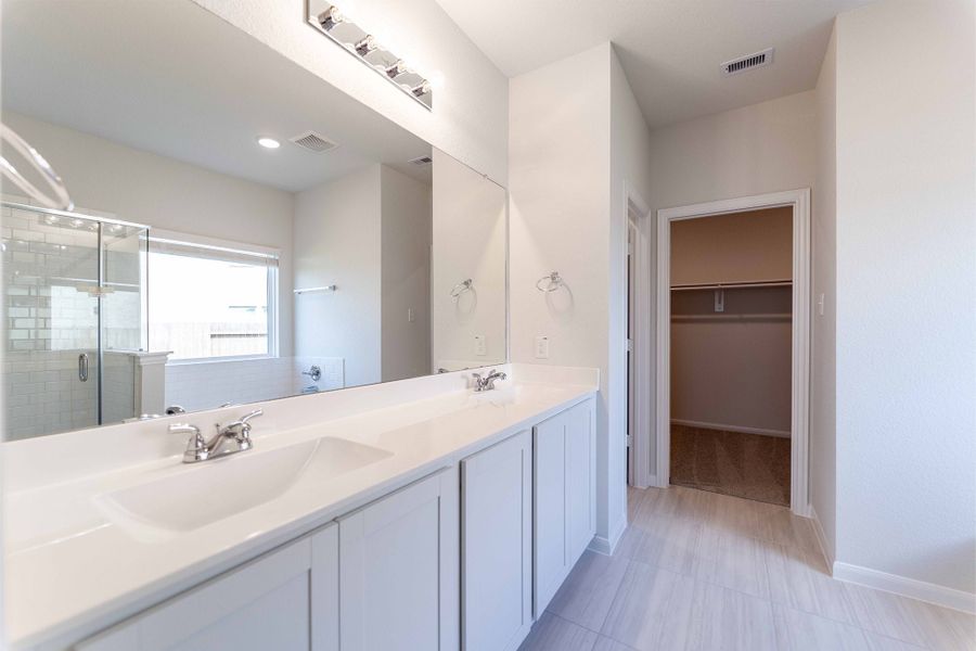 Furnished interior view inside a new home in Cypress Green, Hockley (Image 8).