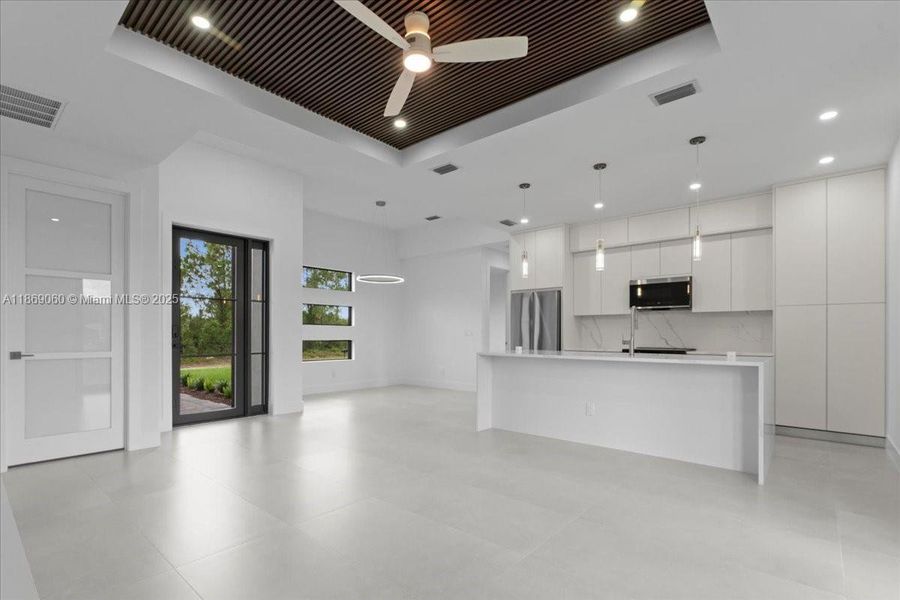 Image 28 of a home in . Image 28 of a home in .