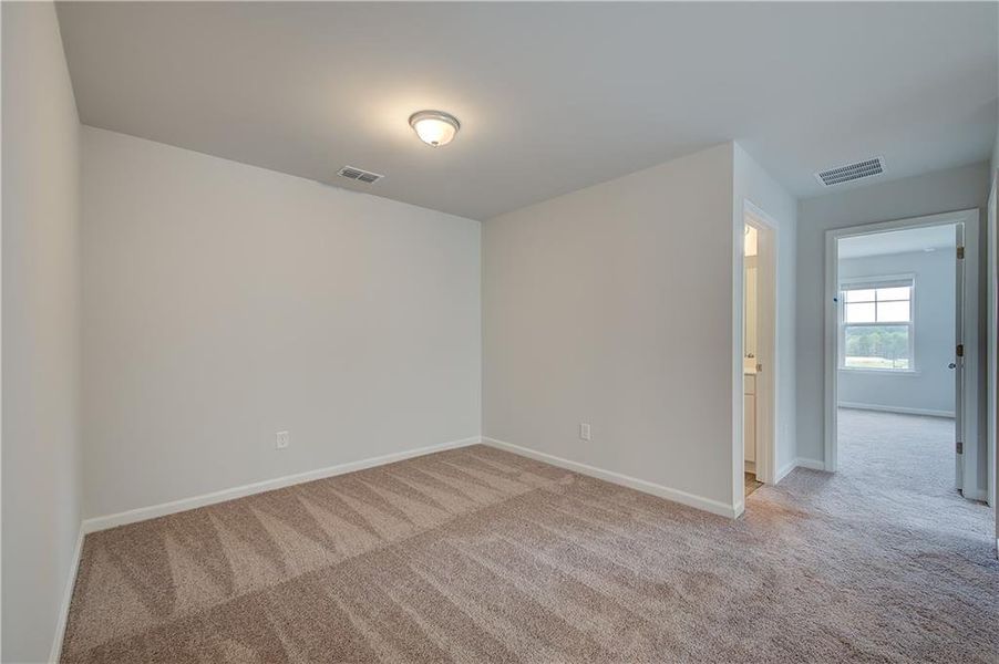 Spacious, unfurnished interior of a new home in Auburn Ridge, Riverdale (Image 20). Spacious, unfurnished interior of a new home in Auburn Ridge, Riverdale (Image 20).