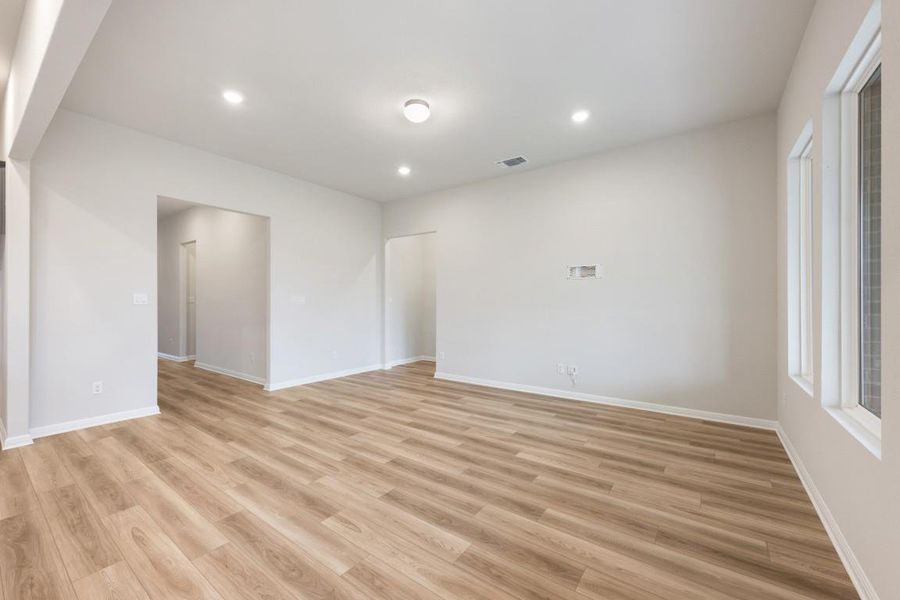 Representative images and renderings are for illustrative purposes. Actual structural options and design finishes of home may vary. Representative images and renderings are for illustrative purposes. Actual structural options and design finishes of home may vary.