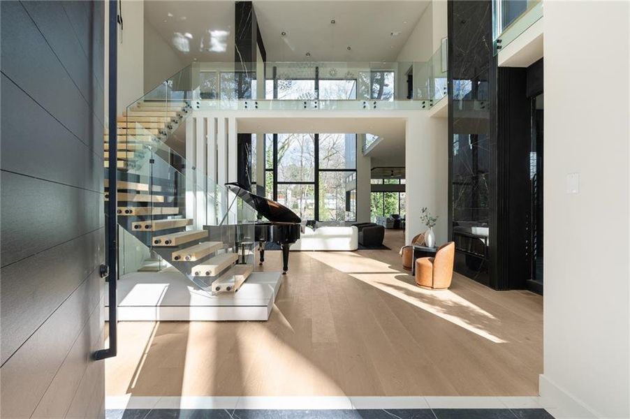 Image 91 of a home in .