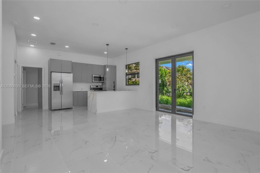 Spacious, unfurnished interior of a new home in , Cape Coral (Image 16). Spacious, unfurnished interior of a new home in , Cape Coral (Image 16).