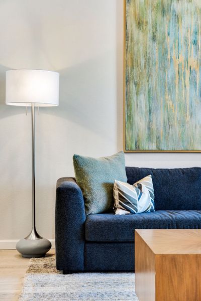 Representative interior finishes for a home built from the 3405 by Tri Pointe Homes in Westside Crossing, Berthoud (Image 25).