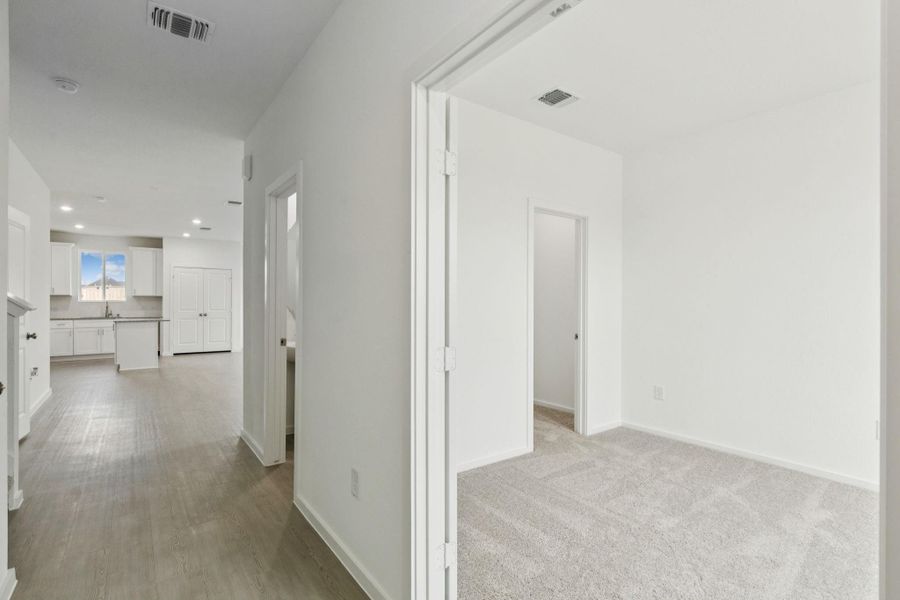 Spacious, unfurnished interior of a new home in Windcress, Cove (Image 33).