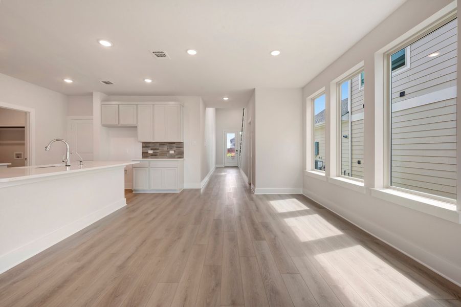 Spacious, unfurnished interior of a new home in The Meadows, Denton (Image 18).