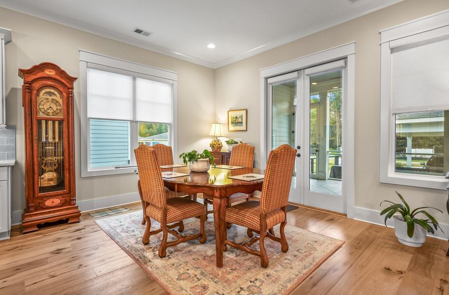 Furnished interior view inside a new home in , Beaufort (Image 9).