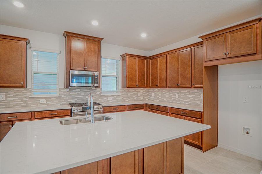 Furnished interior view inside a new home in , Winter Garden (Image 12).