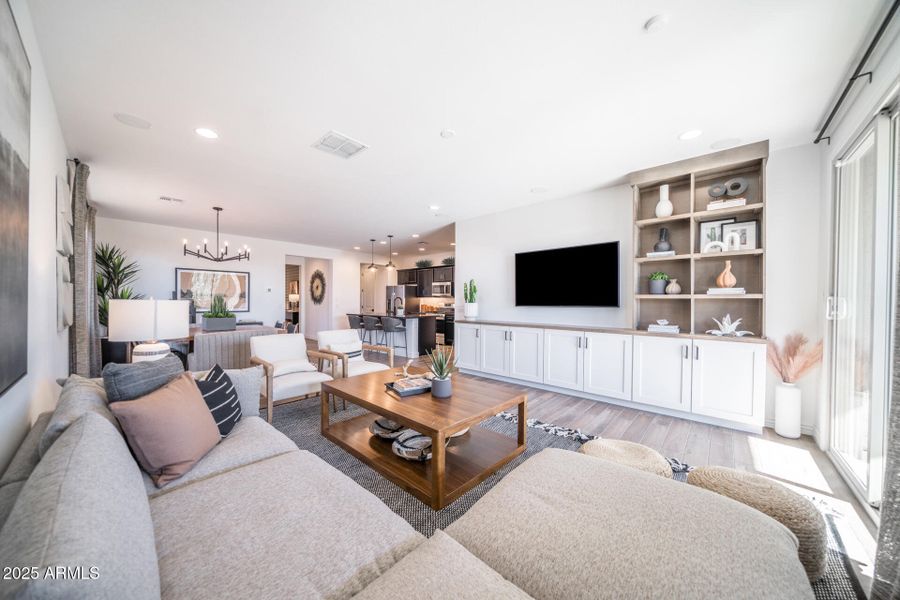 7925 E Raleigh Avenue