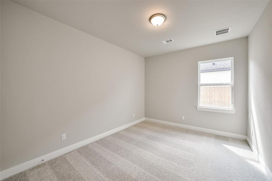 Spacious, unfurnished interior of a new home in Evergreen 60', Conroe (Image 19).