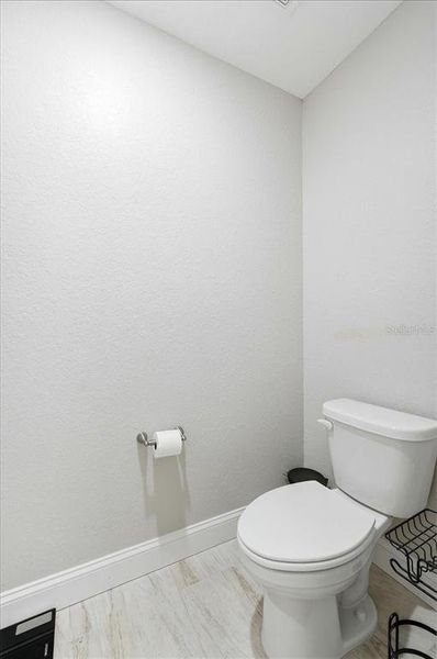 Furnished interior view inside a new home in , Auburndale (Image 41).