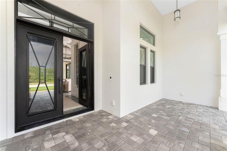 Spacious, unfurnished interior of a new home in , Port Charlotte (Image 20).