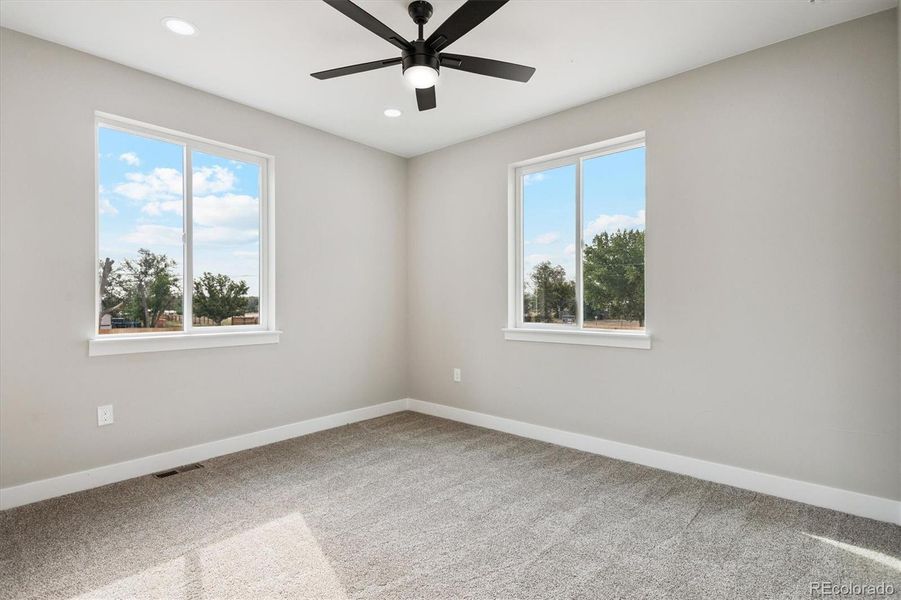 Spacious, unfurnished interior of a new home in , Brighton (Image 33).