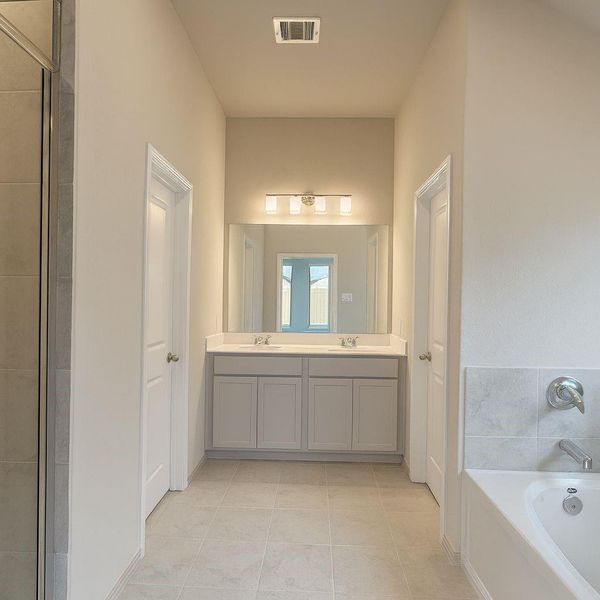 Image 6 of a home in Escondido. Image 6 of a home in Escondido.