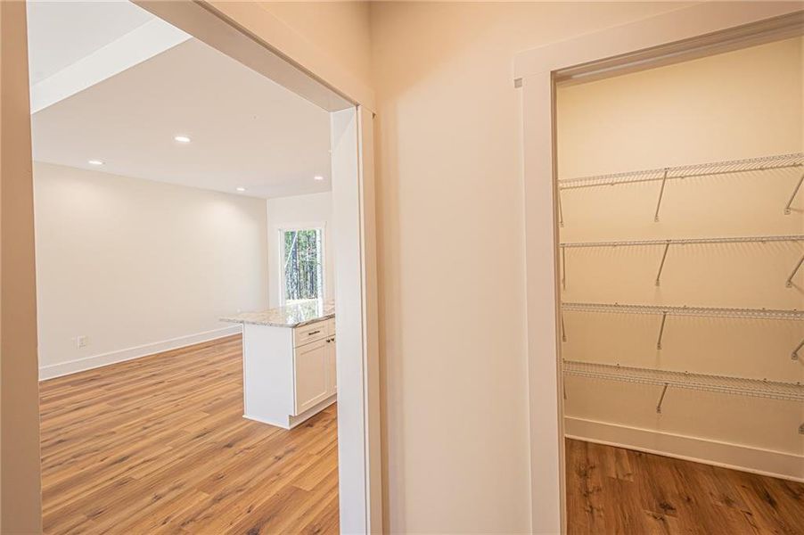 Spacious, unfurnished interior of a new home in , Dawsonville (Image 18).