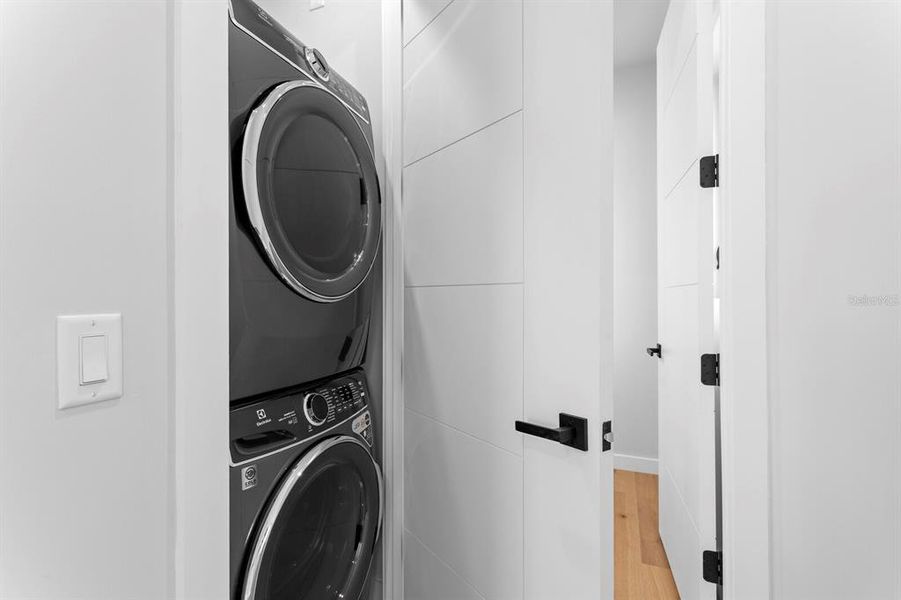 Close-up of interior finishes inside a home in , Indian Rocks Beach (Image 77). Close-up of interior finishes inside a home in , Indian Rocks Beach (Image 77).