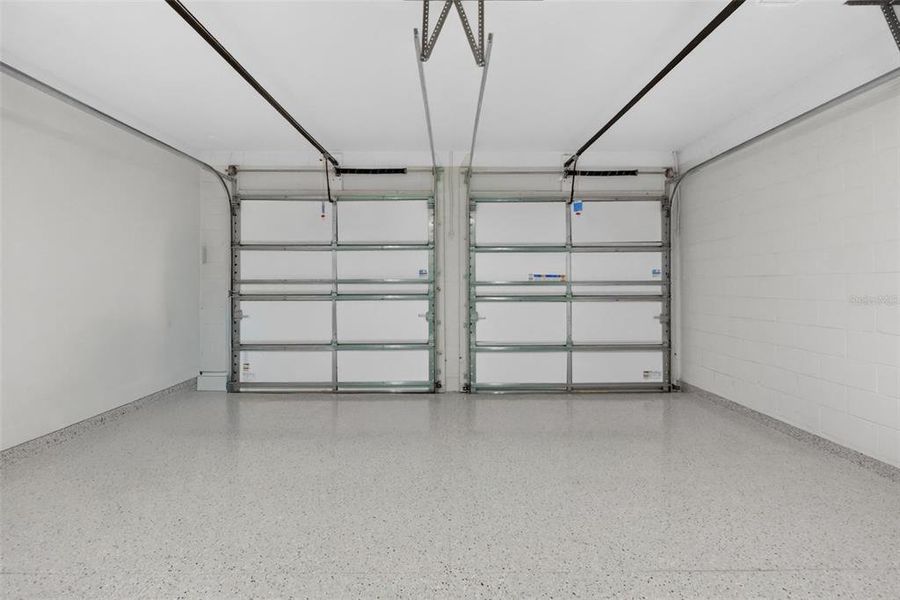 Spacious, unfurnished interior of a new home in , Winter Garden (Image 27).