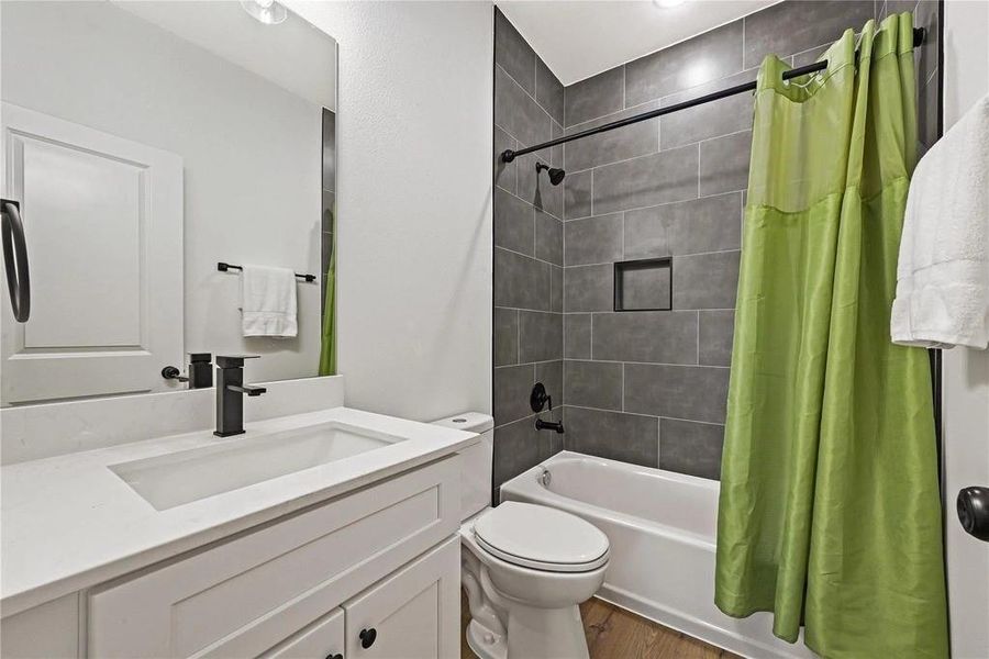 Secondary Bathroom - 3rd Floor Secondary Bathroom - 3rd Floor