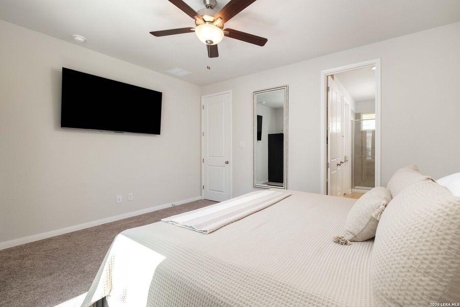 Furnished interior view inside a new home in , New Braunfels (Image 15).