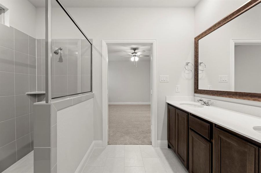 18. 2814 Livestock - Bath (4) 18. 2814 Livestock - Bath (4)