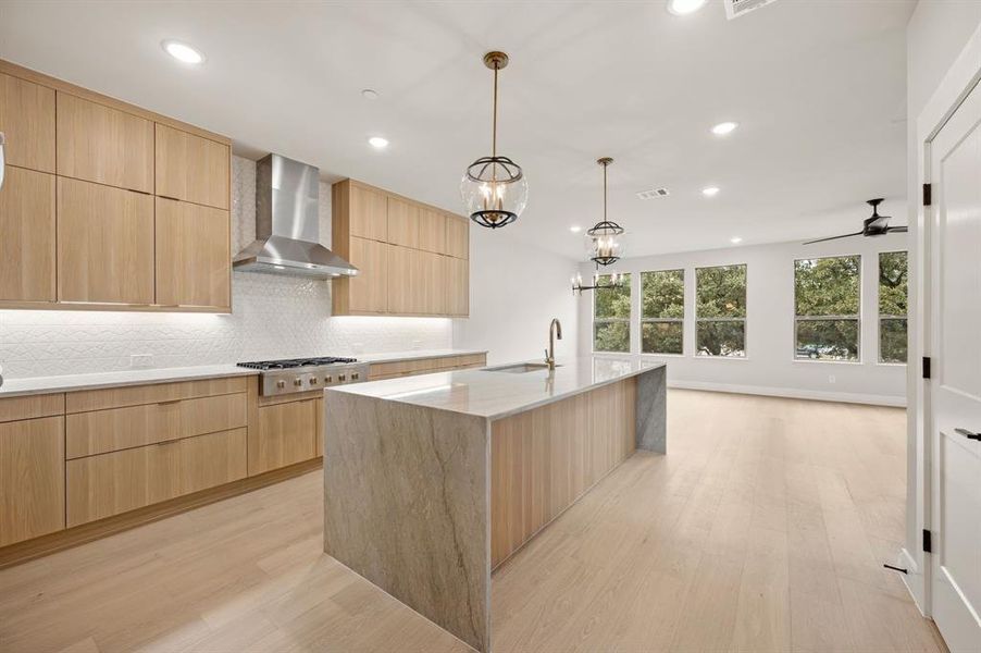 With top of the line finishes throughout, this dream kitchen is everything you have been searching for in your new dream home!