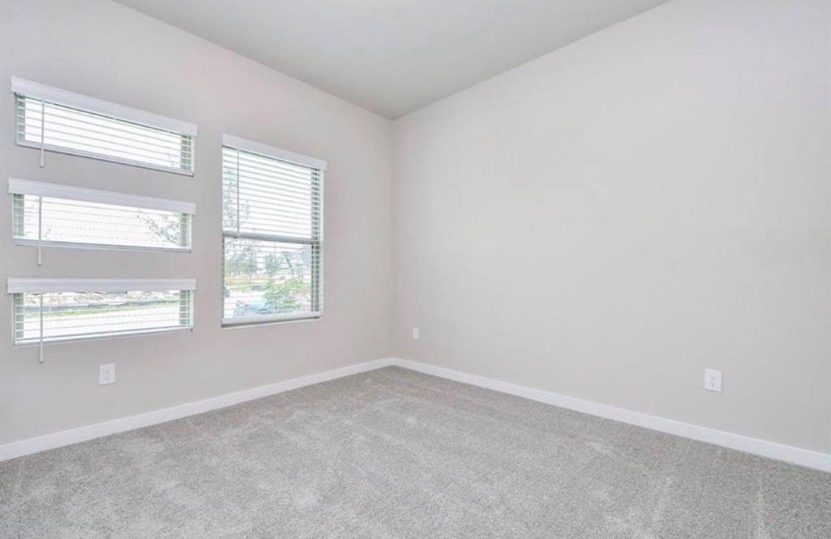 Spacious, unfurnished interior of a new home in Arabella on the Prairie, Richmond (Image 9).