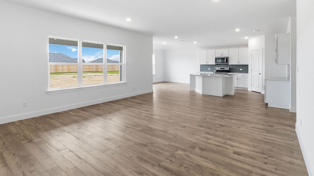 Spacious, unfurnished interior of a new home in Railhead, Cedar Creek (Image 28). Spacious, unfurnished interior of a new home in Railhead, Cedar Creek (Image 28).