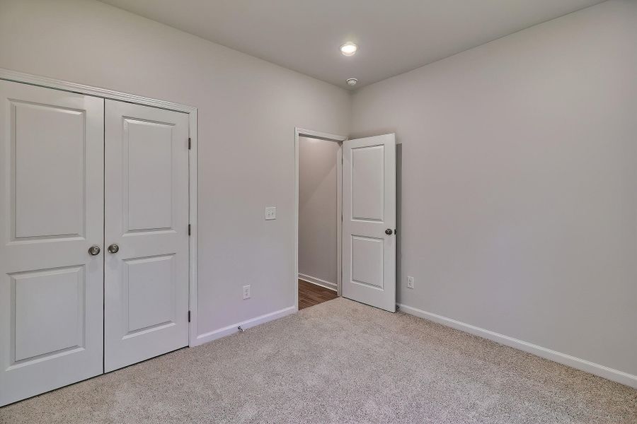 Spacious, unfurnished interior of a new home in , Orangeburg (Image 24).