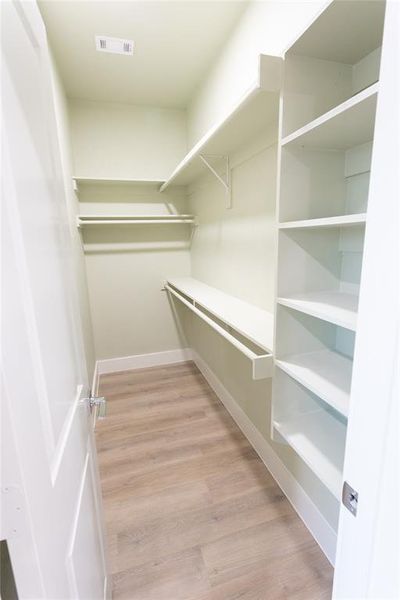 Spacious, unfurnished interior of a new home in , Fort Worth (Image 28).