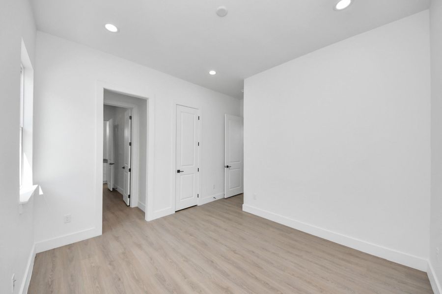 Spacious, unfurnished interior of a new home in , Houston (Image 19). Spacious, unfurnished interior of a new home in , Houston (Image 19).