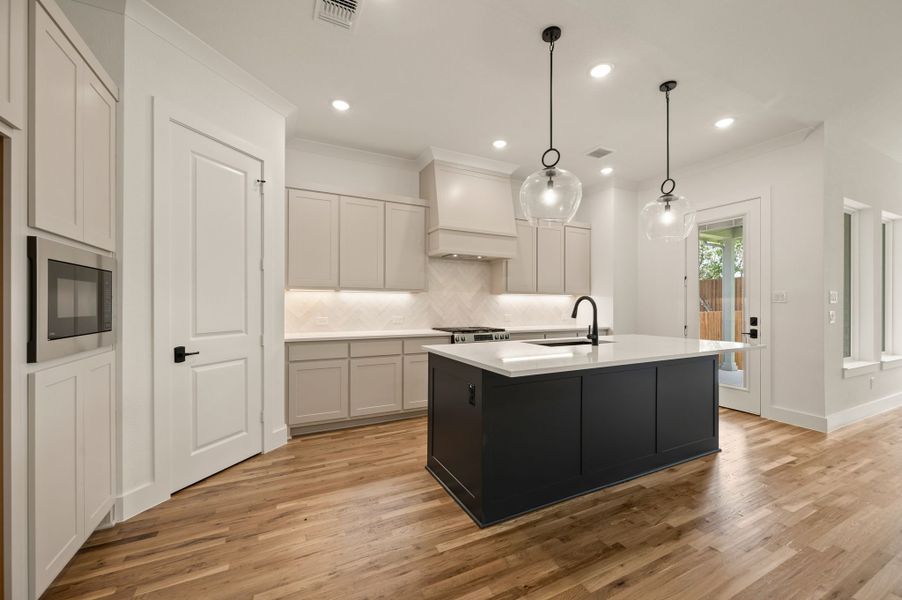 Furnished interior view inside a new home in Parks of Aledo, Aledo (Image 8). Furnished interior view inside a new home in Parks of Aledo, Aledo (Image 8).