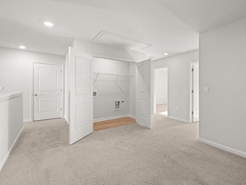 Spacious, unfurnished interior of a new home in Hughes Court, Dawsonville (Image 12).