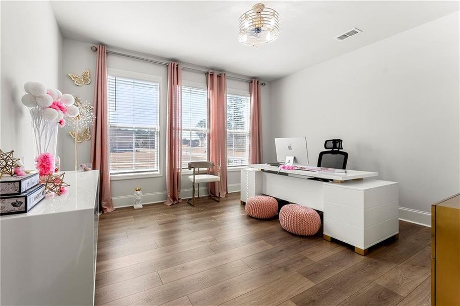 Furnished interior view inside a new home in Genesee, Newnan (Image 11).