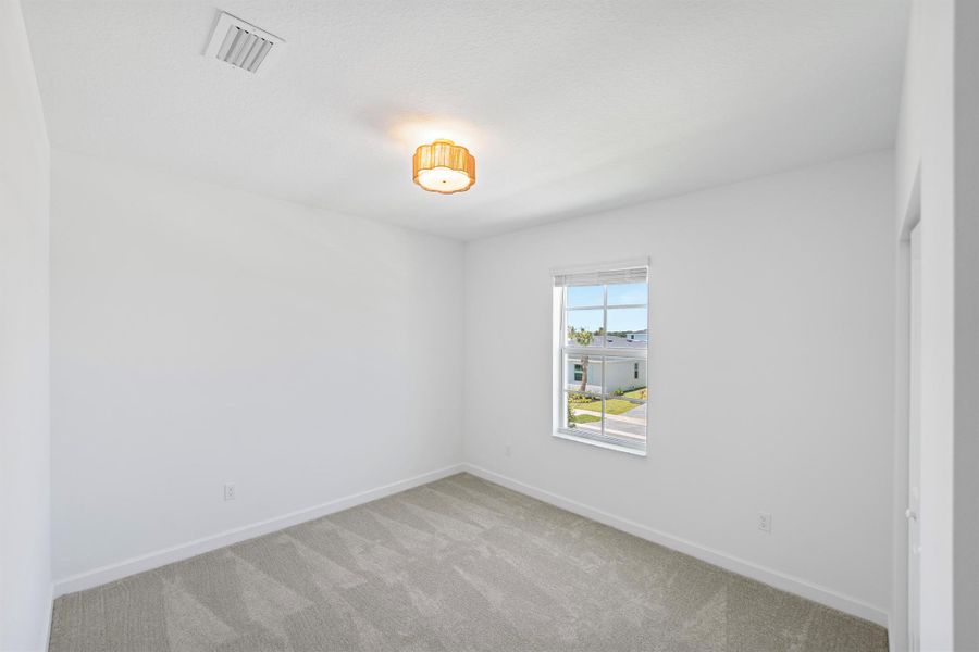 Spacious, unfurnished interior of a new home in , Fort Pierce (Image 13).