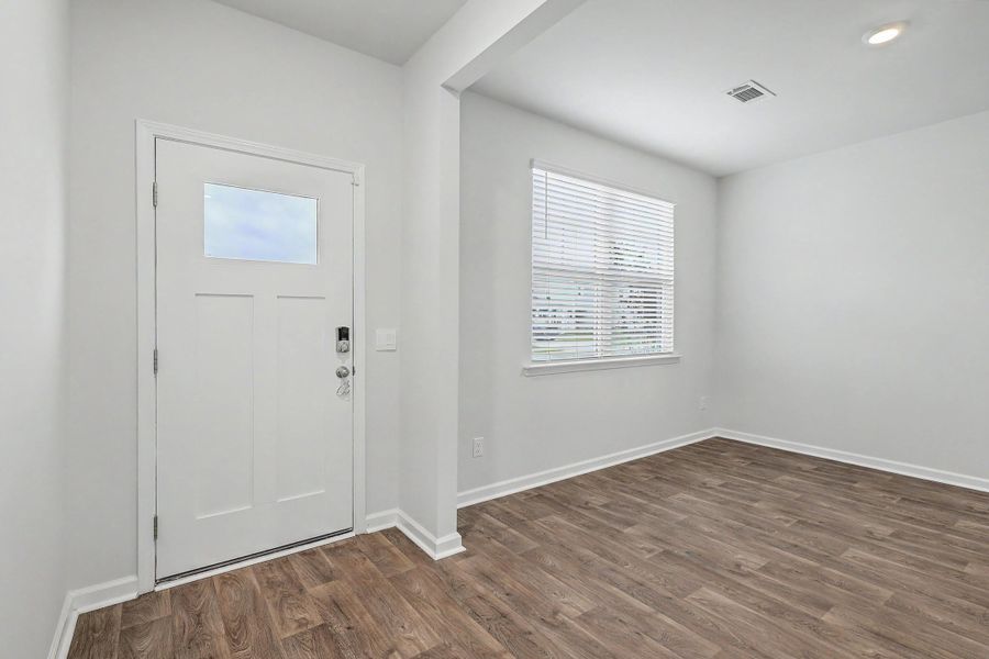 Spacious, unfurnished interior of a new home in , Moncks Corner (Image 16).