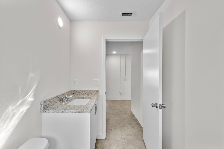 Furnished interior view inside a new home in , Fort Pierce (Image 4).