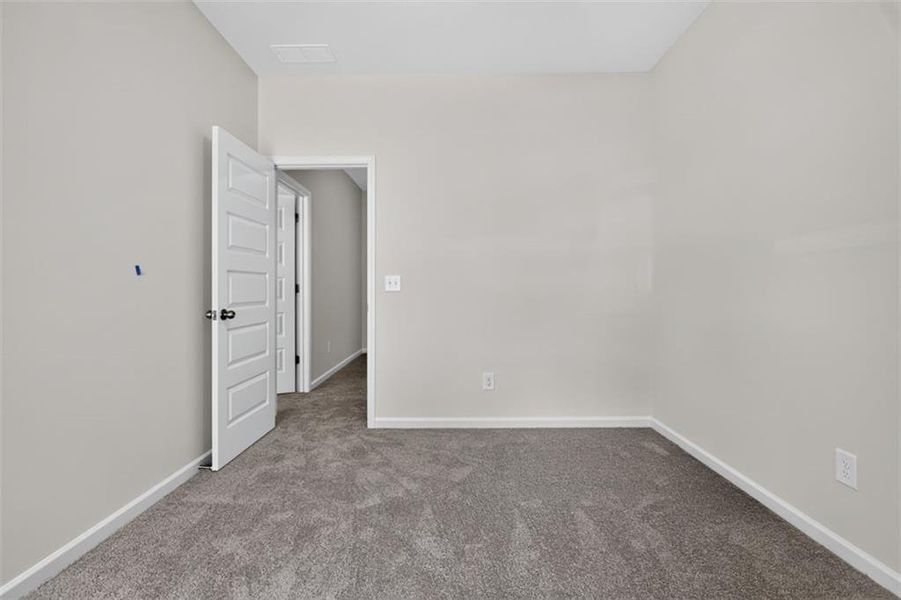 Spacious, unfurnished interior of a new home in Summerfield Place, Carrollton (Image 43).